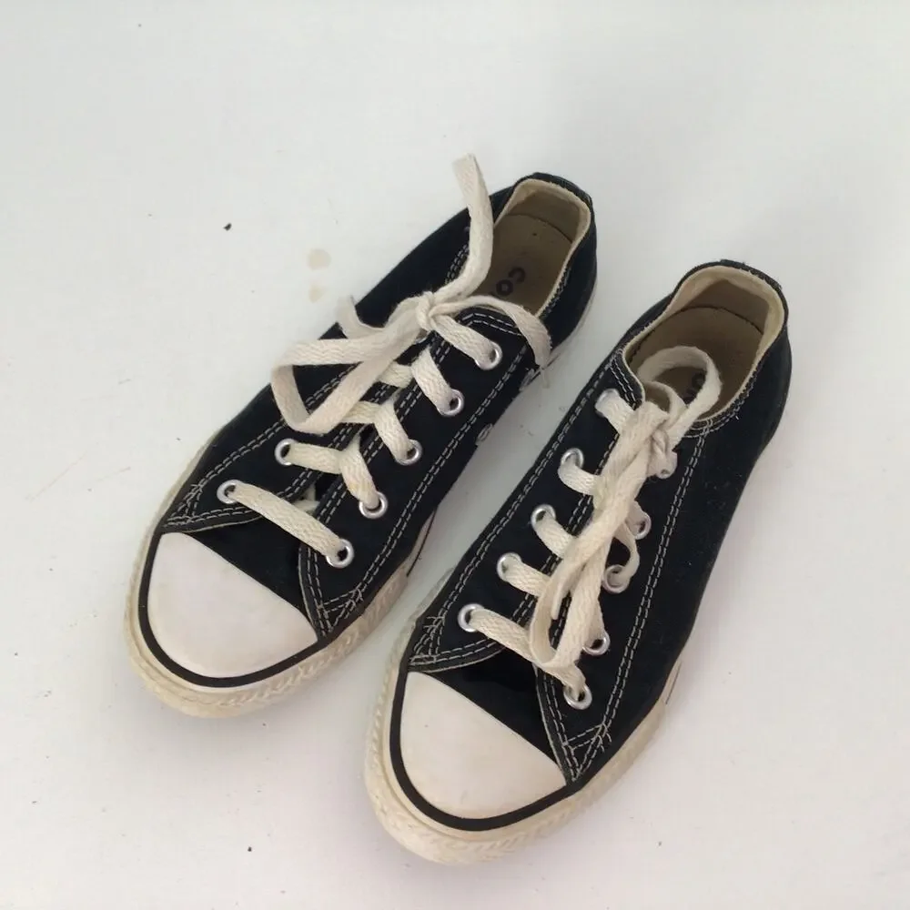 Youth Converse All Star Sneakers Sz 13